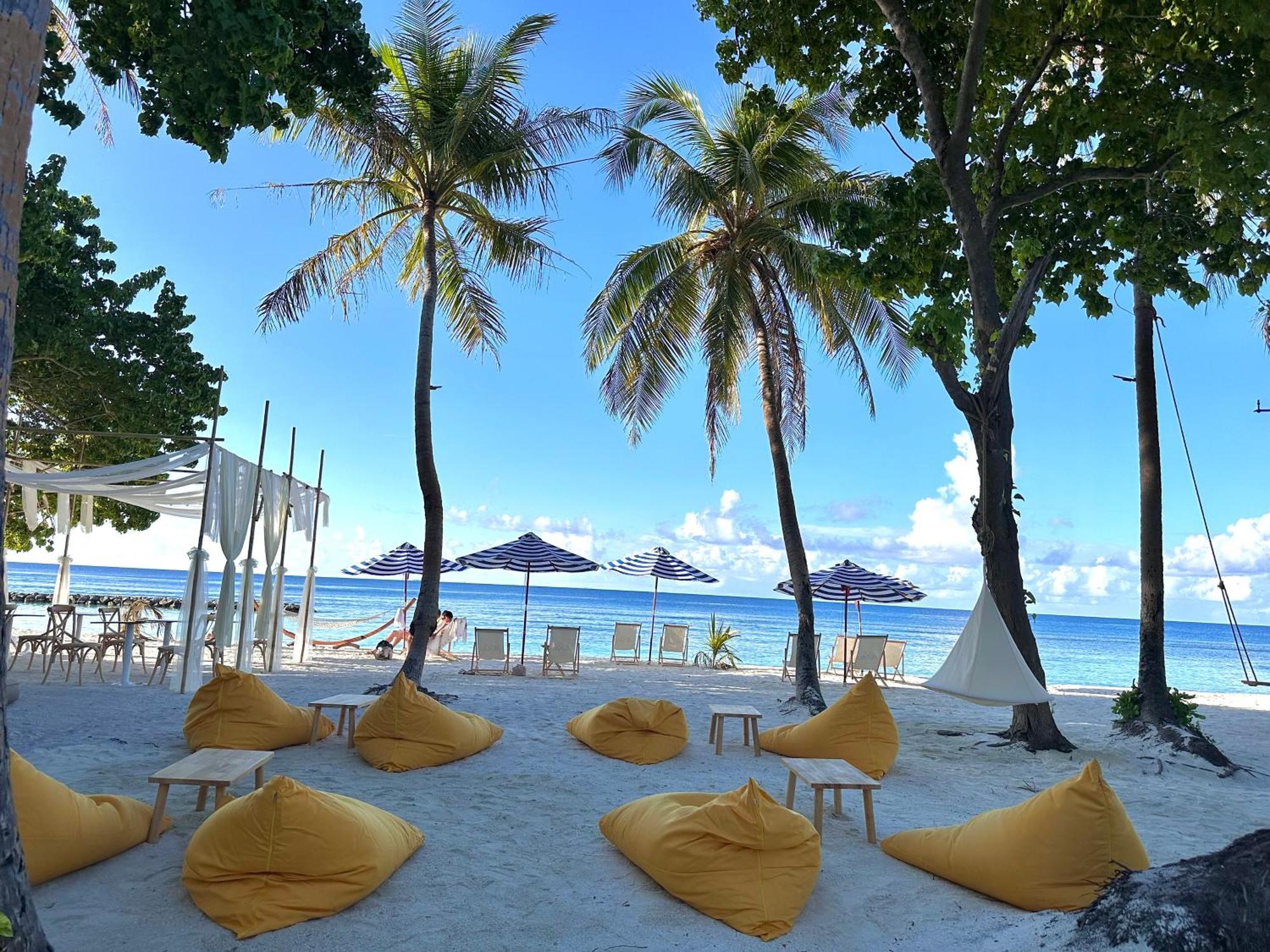 Galaxy Sunrise Sea View Hotell Fulidu Exteriör bild
